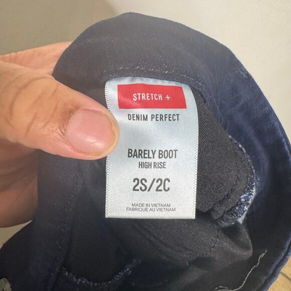 Express Barely Boot High Rise Jeans Women’s 2 Short Blue Denim Stretch Casual - Picture 12 of 14